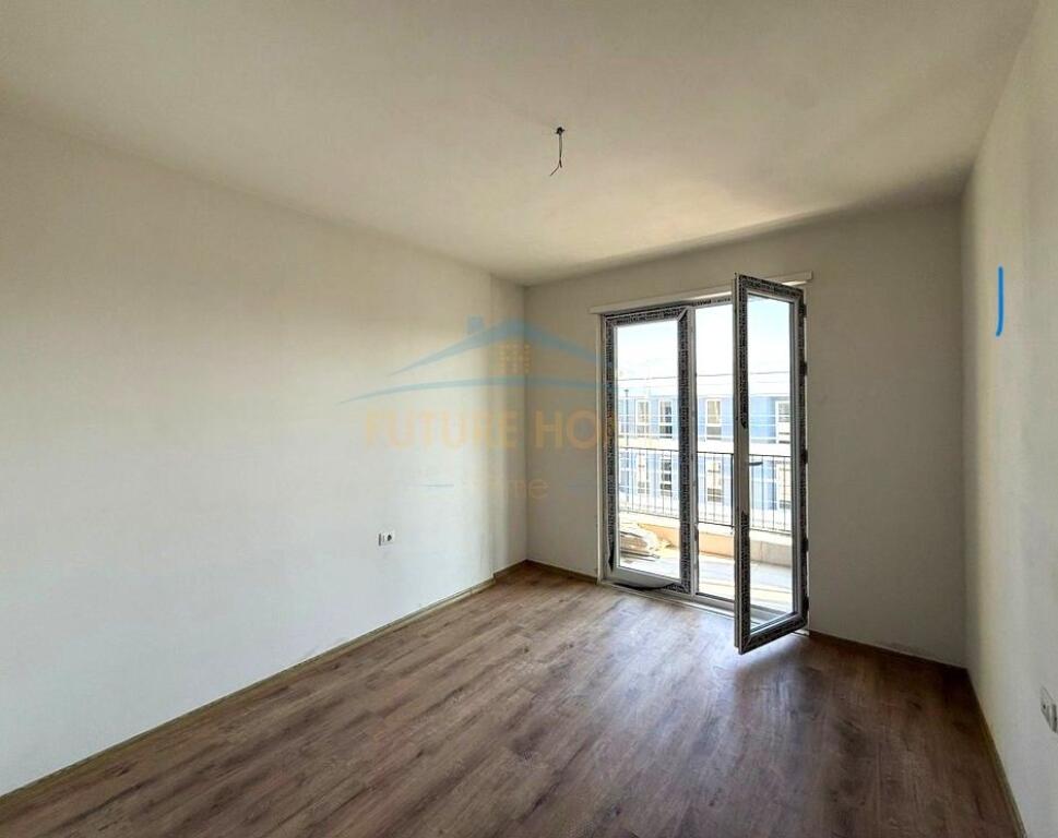 Apartament 2+1 , Univers City , Tirane (Per shitje)