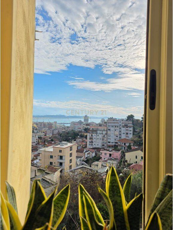 SHITET APARTAMENT 1+1 PRANE VILES SE ZOGUT ! 95,000 € Sip. Totale  89m2