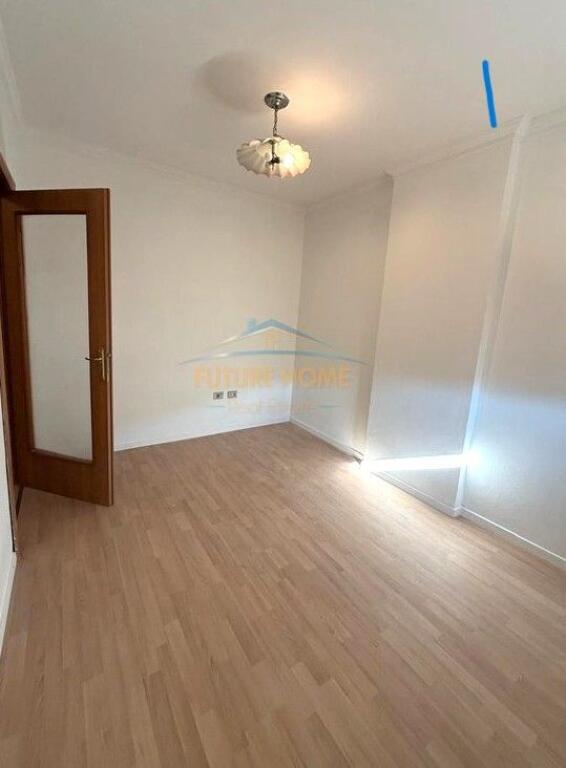 Shitet, Apartament 2+1, Rruga e Dibres, Tirane