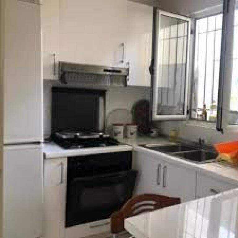 SHITET SHTEPI 1 KATESHE TE BRRYLI 140.000 €