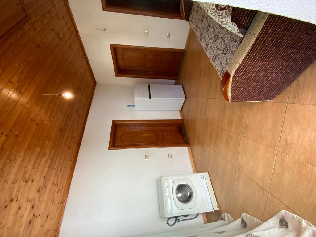 Jepet me qira hyrje shtëpie – Vilat Gjermane