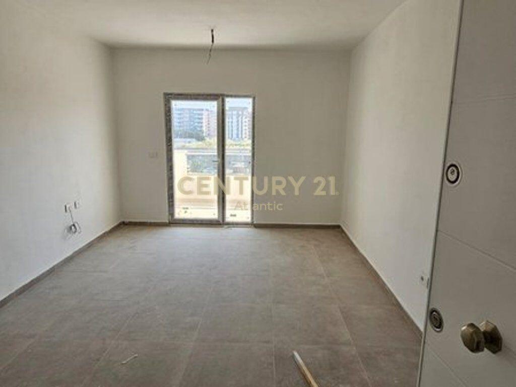 Apartament 1+1 Në Shitje në Golem prane hotel flower , Durrës - 90.000€ | 63.77 m² 90,000 € Sip. Totale  64m2