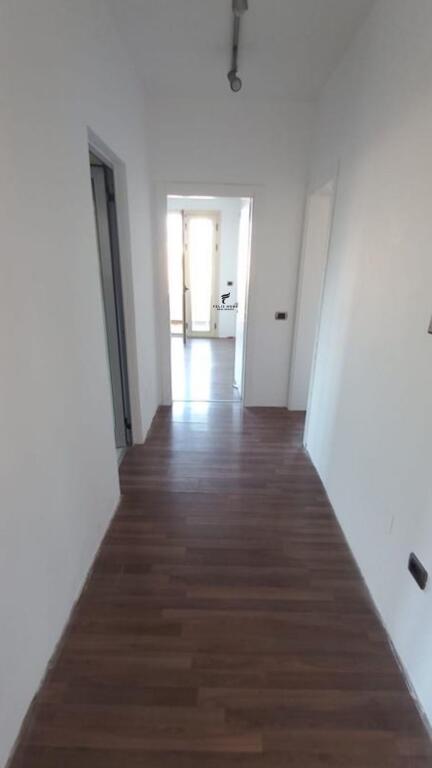 SHITET APARTAMENT 2+1 LIQENI ARTIFICIAL 356.000 EURO