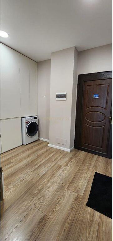 JEPET ME QERA APARTAMENT 1+1 PRANE QENDRES, DURRES !