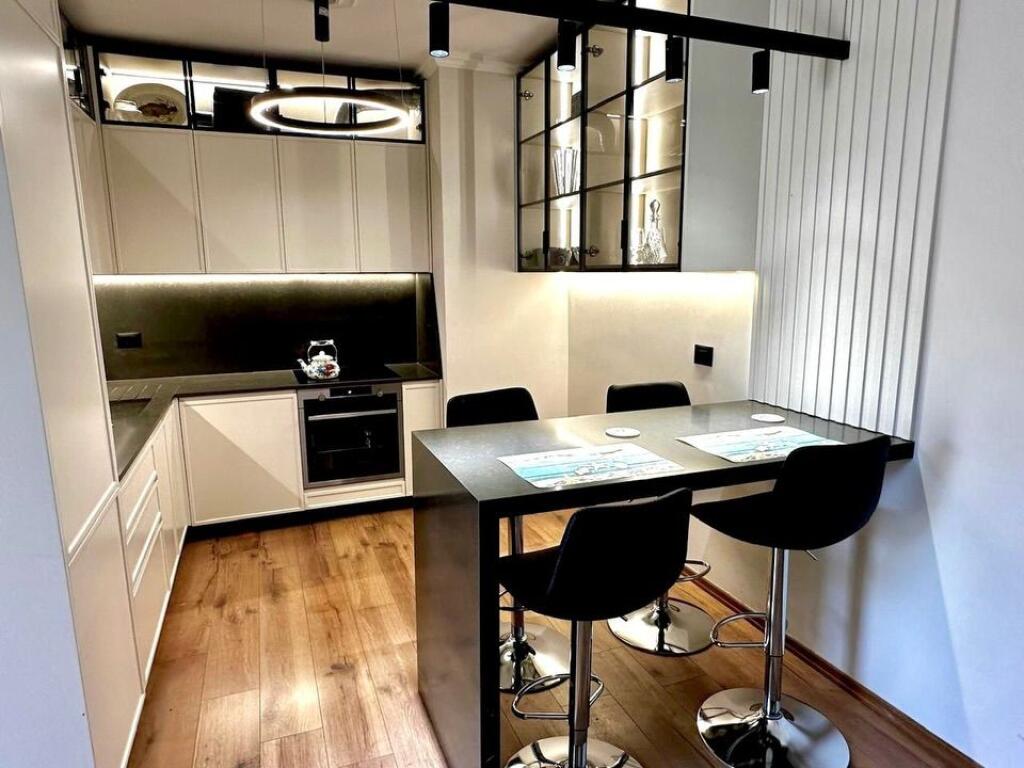 Myslym Shyri, shesim nje super apartament 2+1