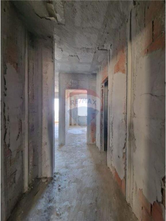 Apartament 1+1 – Për Shitje 