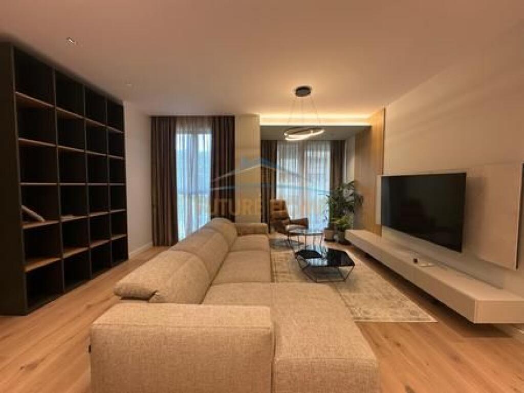 Affitto, Appartamento 2+1+Parcheggio Stadio Air Albania!