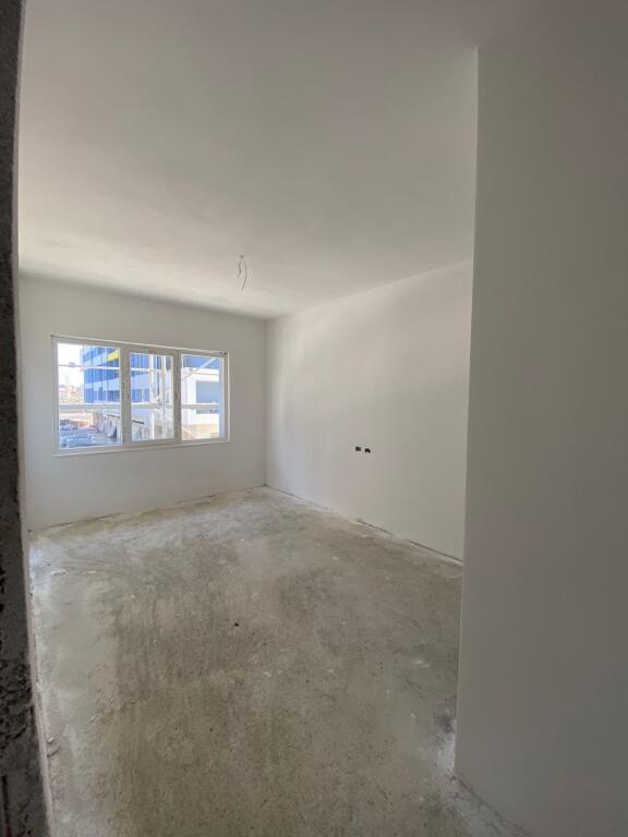 Univers City , In vendita 2+1+2wc