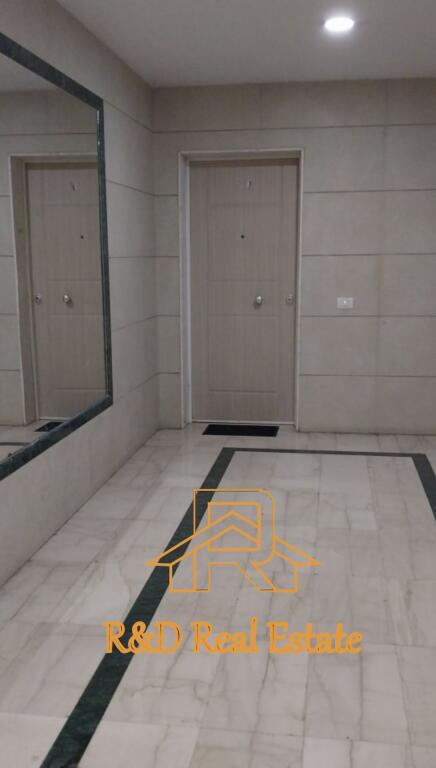 Në Fresk jepet me qira apartament 2+1 (102 m²).