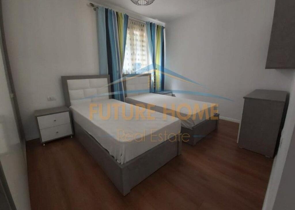 Shitet, Apartament 2+1+2, Rruga e Elbasanit