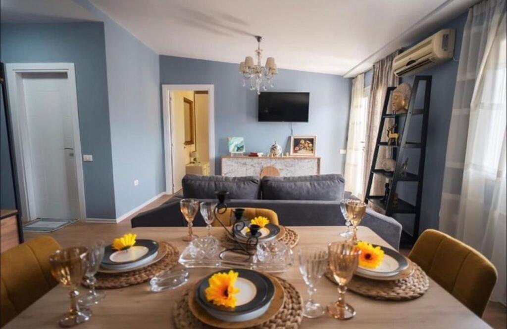 Apartment 1+1,Sami Frasheri school!