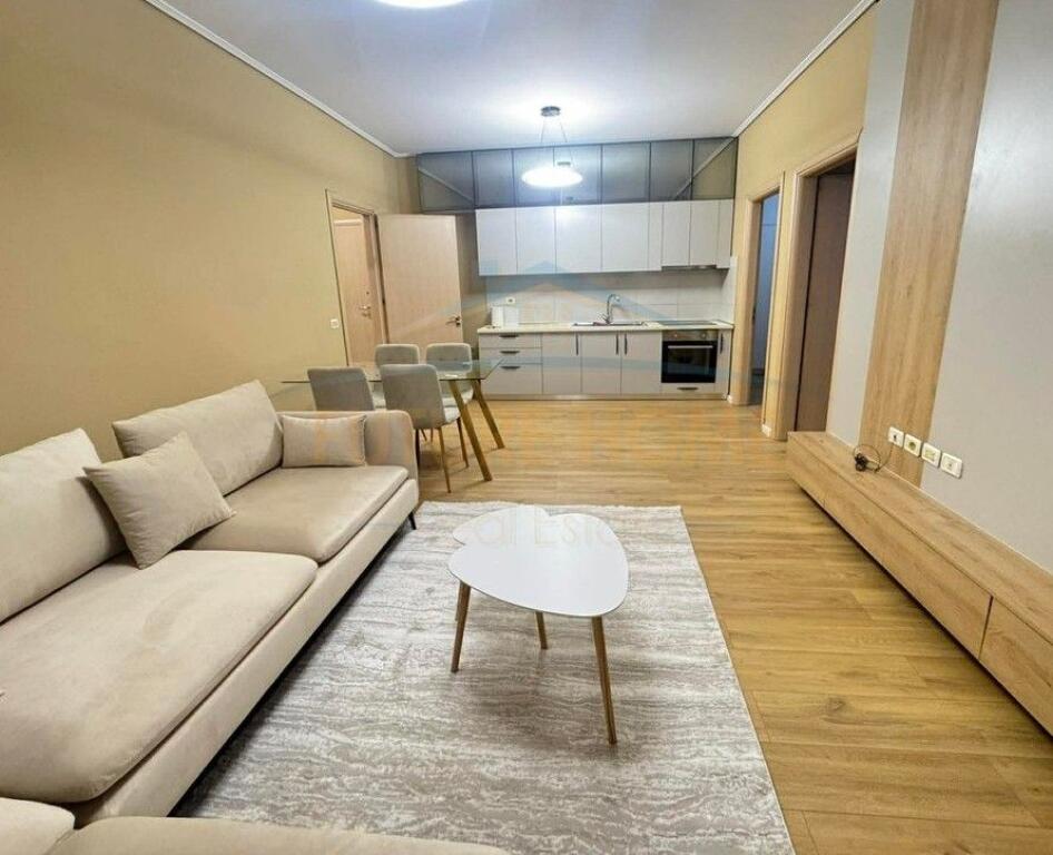 Shitet , Apartament 2+1 , Unaza e re