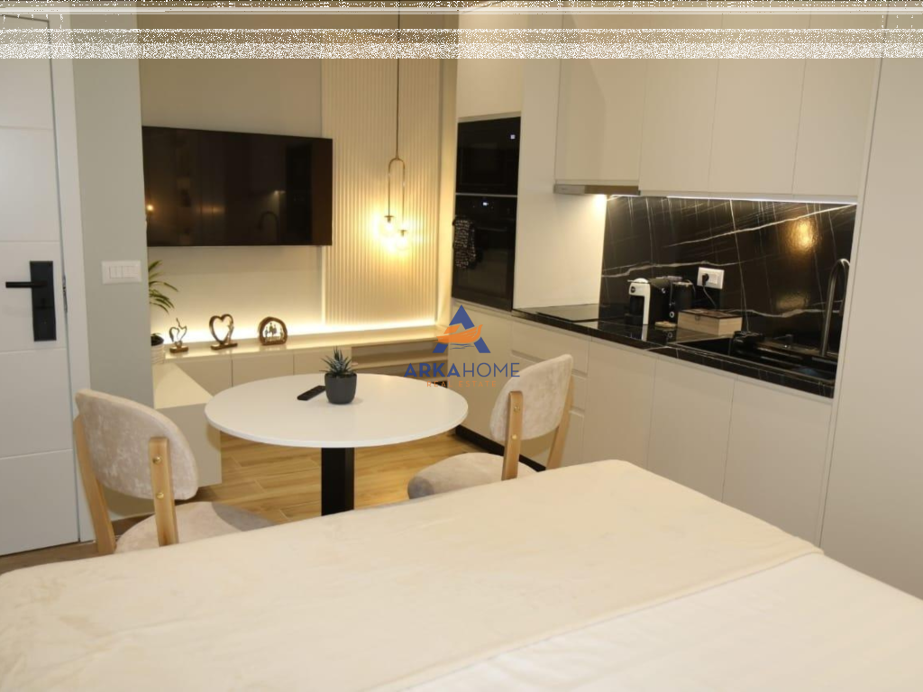 BUSINESS UNIT FOR SALE 74M2 "MUAMED GJOLLESHA STREET" 50,000 EURO