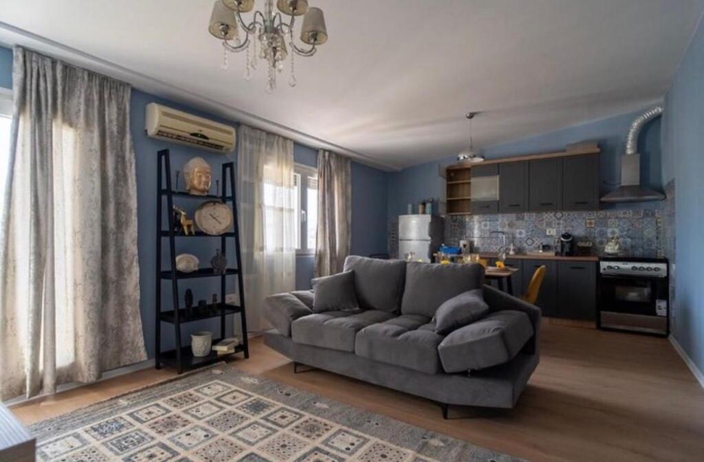 Apartment 1+1 for rent at Barrikadat!