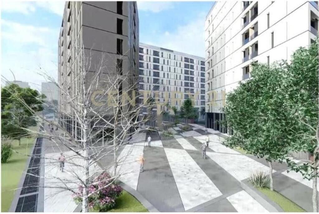 We offer an apartment for sale at Globe