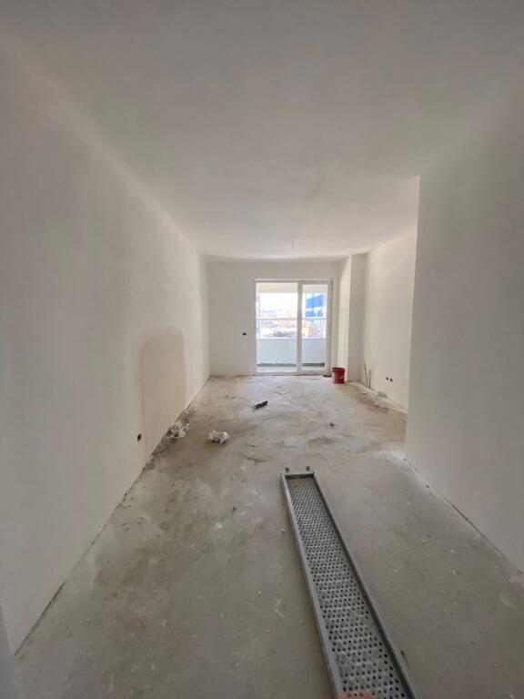 Univers City , In vendita 2+1+2wc