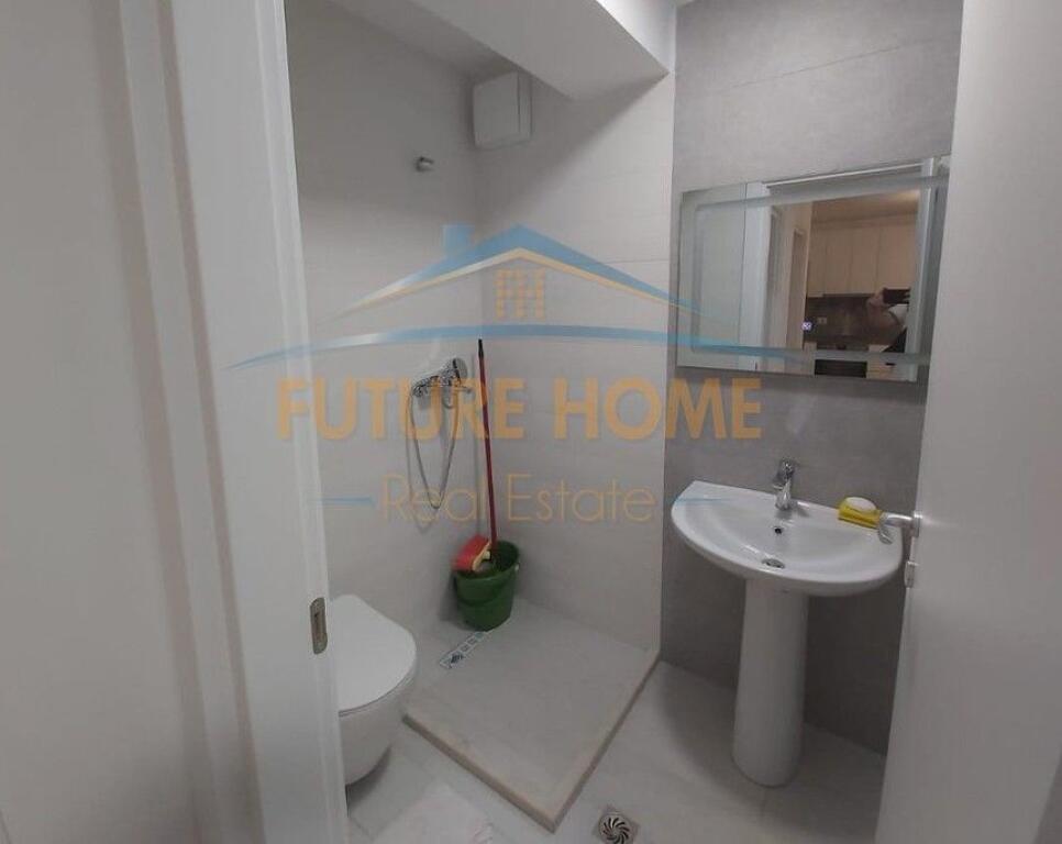 Shitet, Apartament 2+1+2, Rruga e Elbasanit