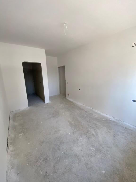 Univers City , In vendita 2+1+2wc