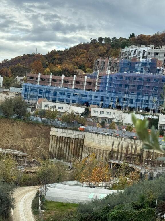 Apartment 1+1 for sale at Kodra e Diellit