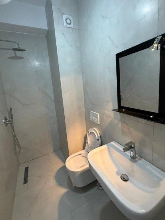 Apartment For Rent 1+1 In Ali Dem (ID B2101399) Tirane