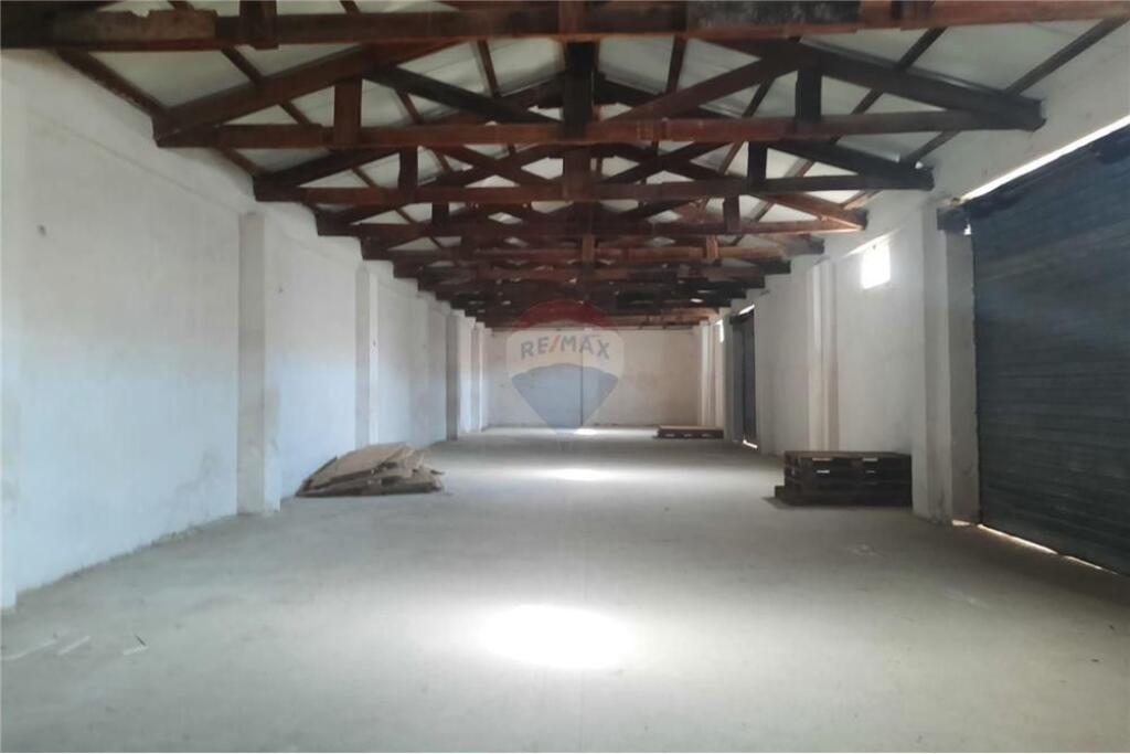 🏭 Magazinë/Kapanon për Shitje, Rruga e Re, Vlorë