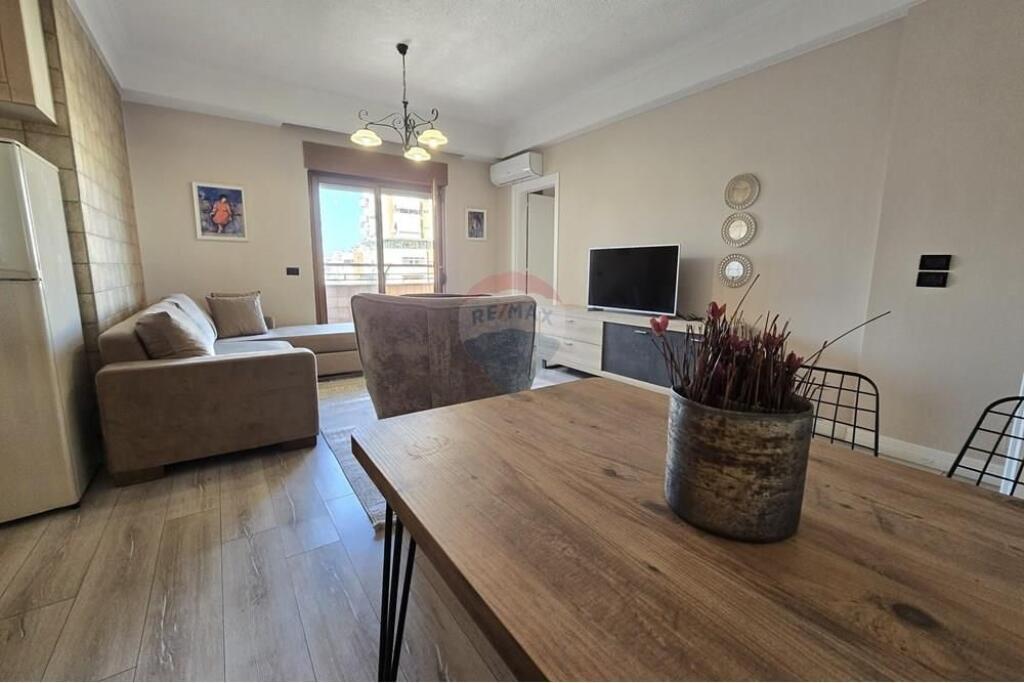 Apartment 1+1+ Gas stove for sale Center