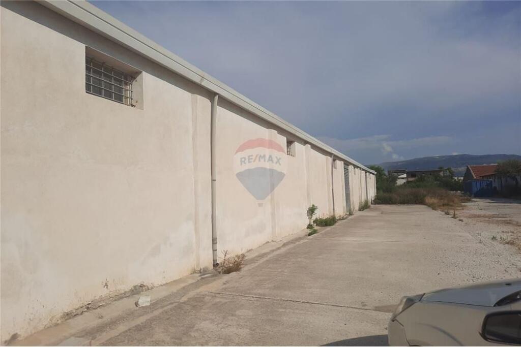 🏭 Magazinë/Kapanon për Shitje, Rruga e Re, Vlorë