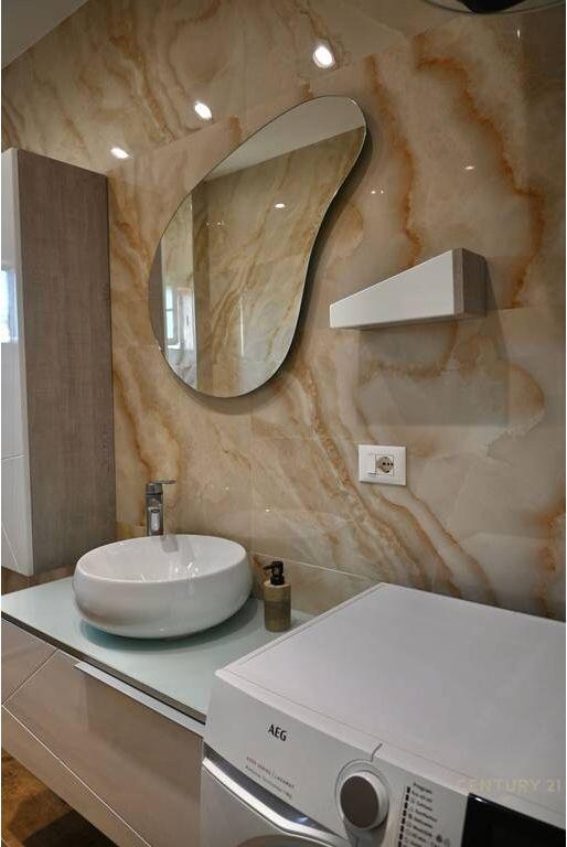 Apartment 2+1 for Rent in the Small Ring, opposite the Delijorgji Complex