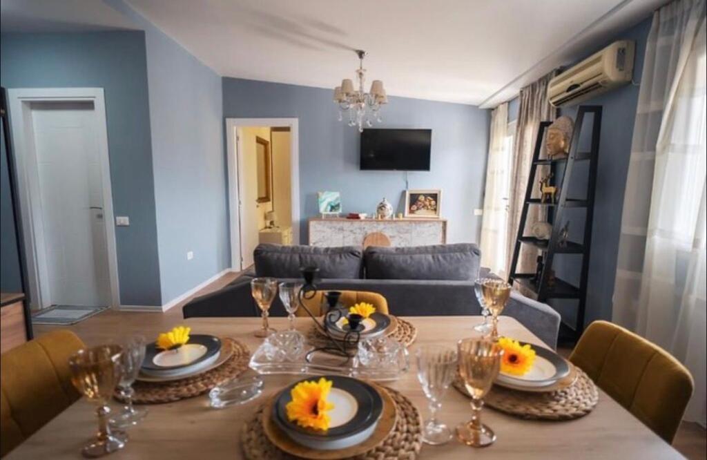 Apartment 1+1 for rent at Barrikadat!