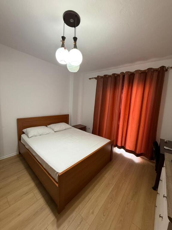 Apartament 2+1 per qira ne Bllok