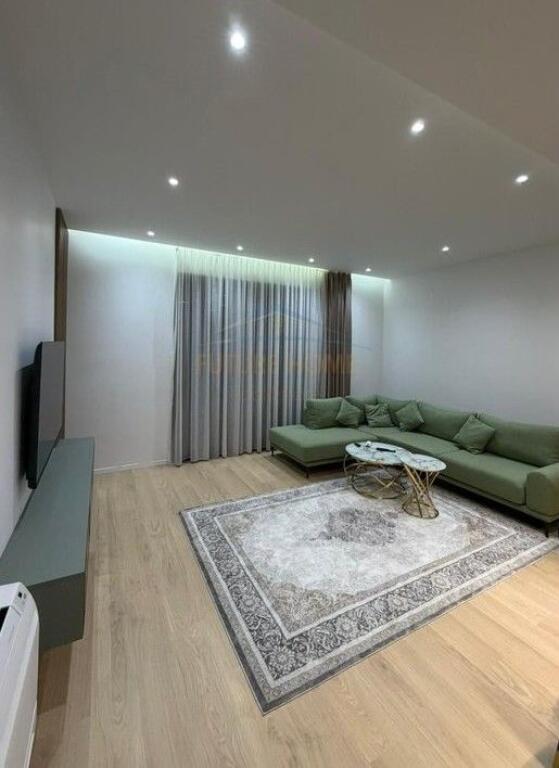 In vendita, Appartamento 2+1+2+POSTO AUTO "Complesso Delijorgji", Tirana