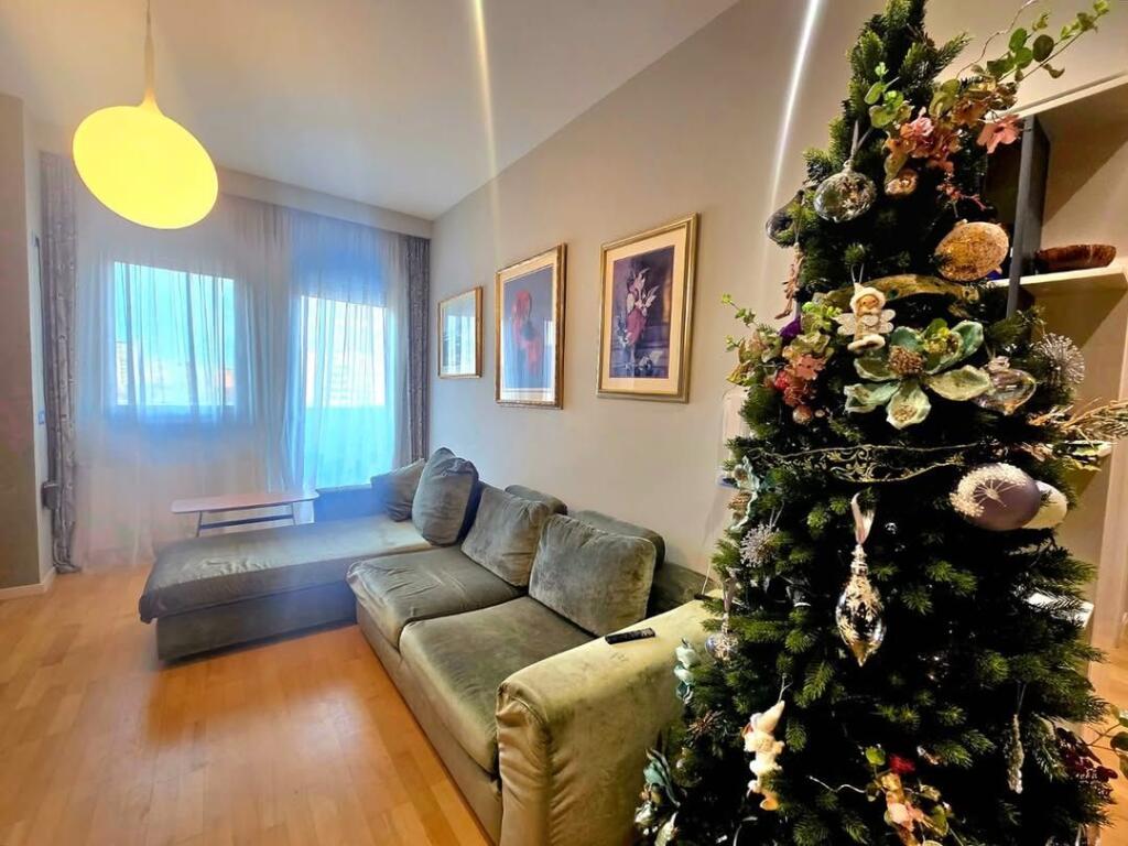 Via Elbasan, vicino all'Istituto di Igiene. 🔺️ Vendiamo 2+1+2. 