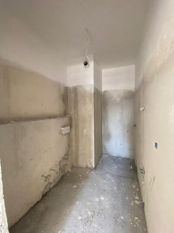 Univers City , In vendita 2+1+2wc