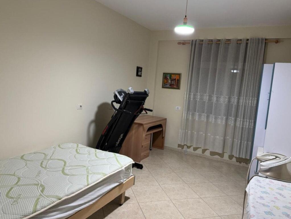 Appartamento In Affitto 3+1+2 Al Viale Zogu I Pare (ID B230158) Tirana.