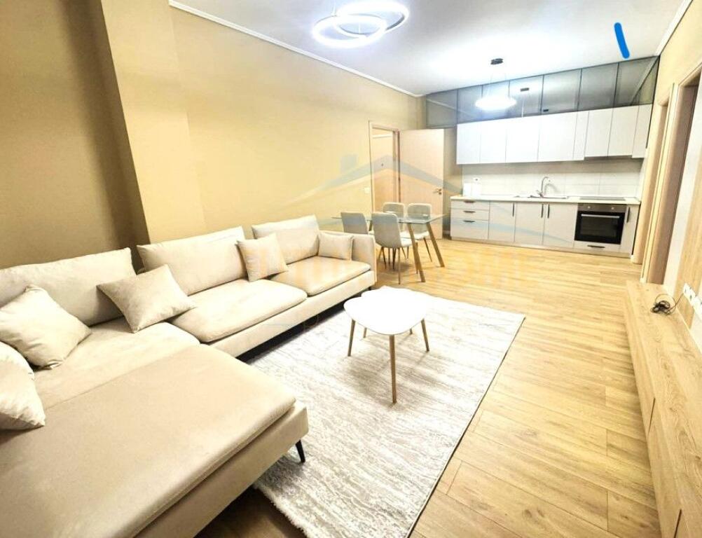 Apartament 2+1, per shitje, Unaza e re