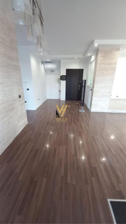SHITET APARTAMENT 3+1+2+BLK TE LIQENI ARTIFICIAL 345.000 EURO