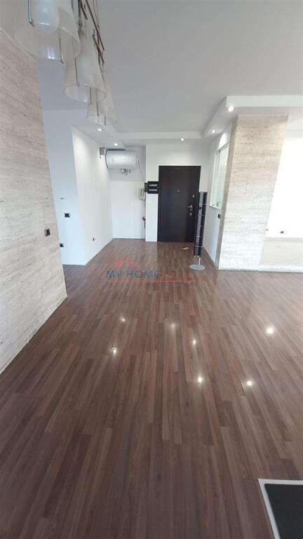 2+1 Apartment for Sale at the Artificial Lake in Tirana