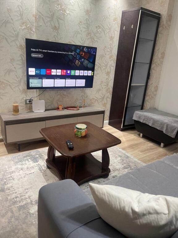 APARTMENT FOR RENT 1+1 PARIS COMMUNE 60,000 LEKE