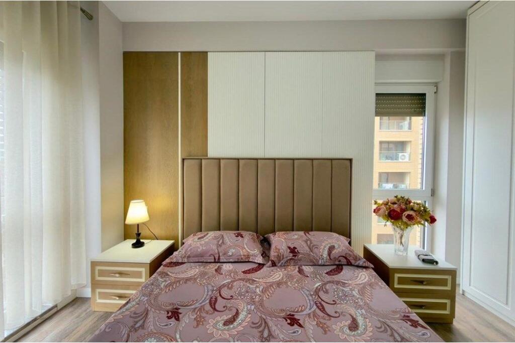 Ne shitje apartament 2+1 ne zonen e Xhamllikut!