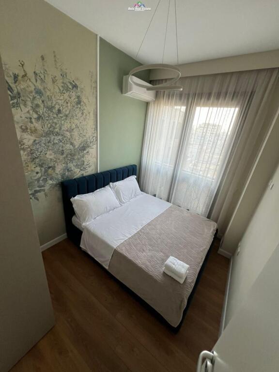 Appartamento/Duplex 2+1+2 In Affitto In Via Barricade (ID B2201649) Tirana