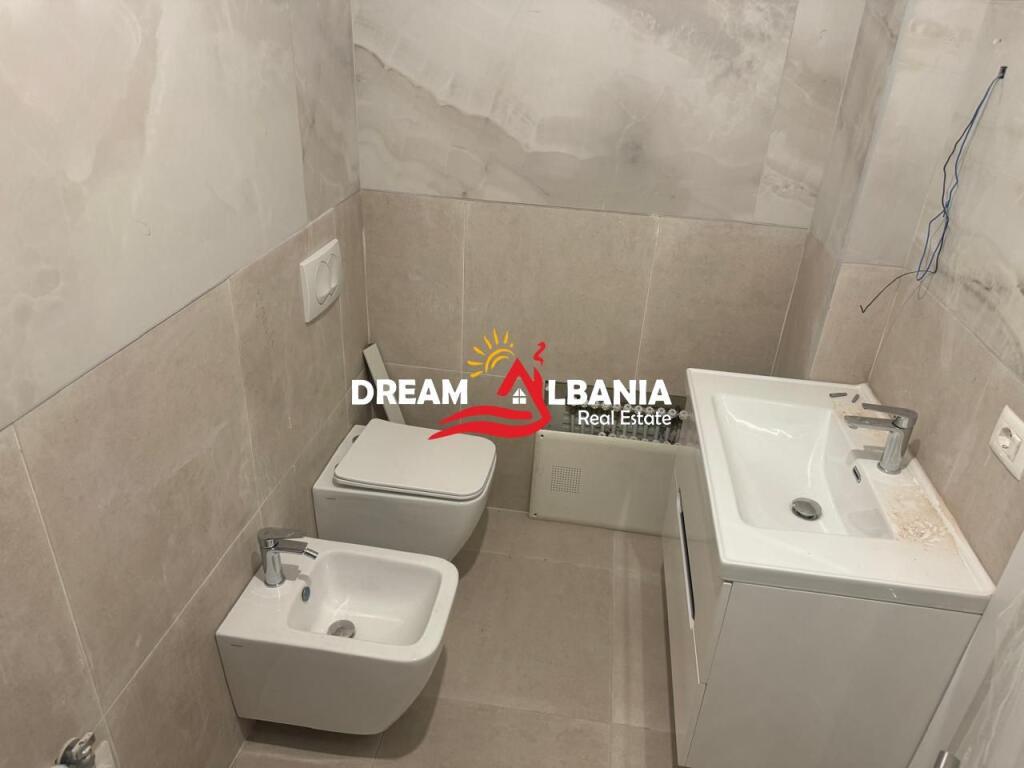 Appartamento 2+1+2 in affitto, vicino al mercato di Uzina Dinamo, Tirana (ID 42215054)
