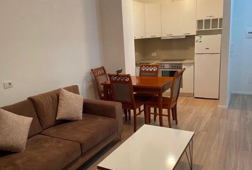 APARTAMENT ME QERA 1+1 SIRI KODRA 60.000 LEKE