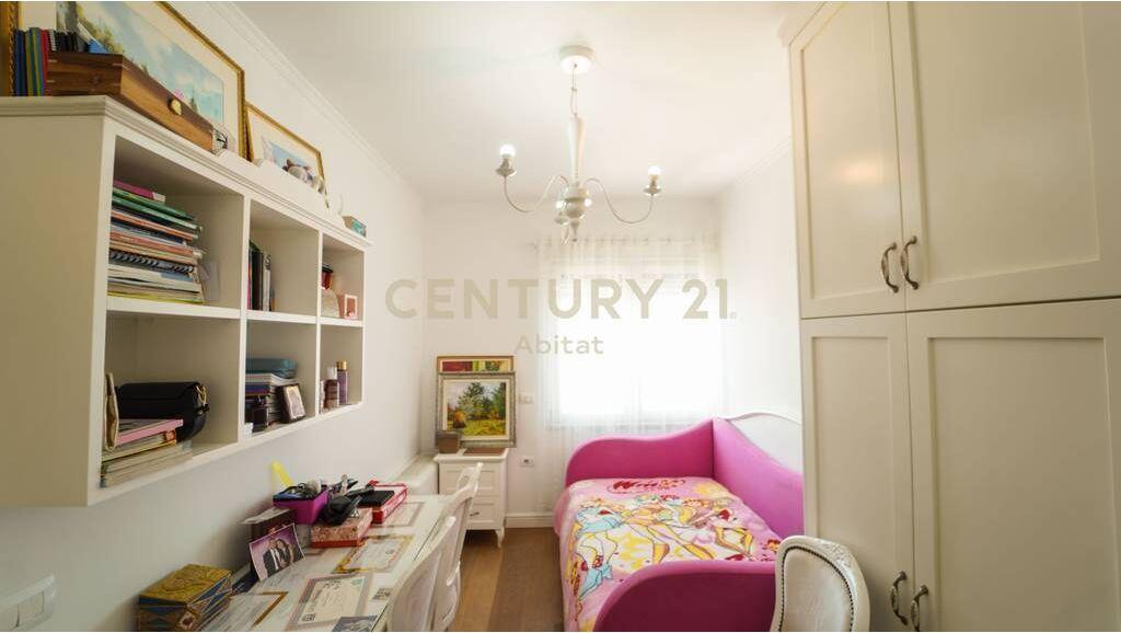 FOR SALE SUPER PREMIUM APARTMENT – ARTIFICIAL LAKE, ADJACENT TO THE ZOOLOGICAL GARDEN