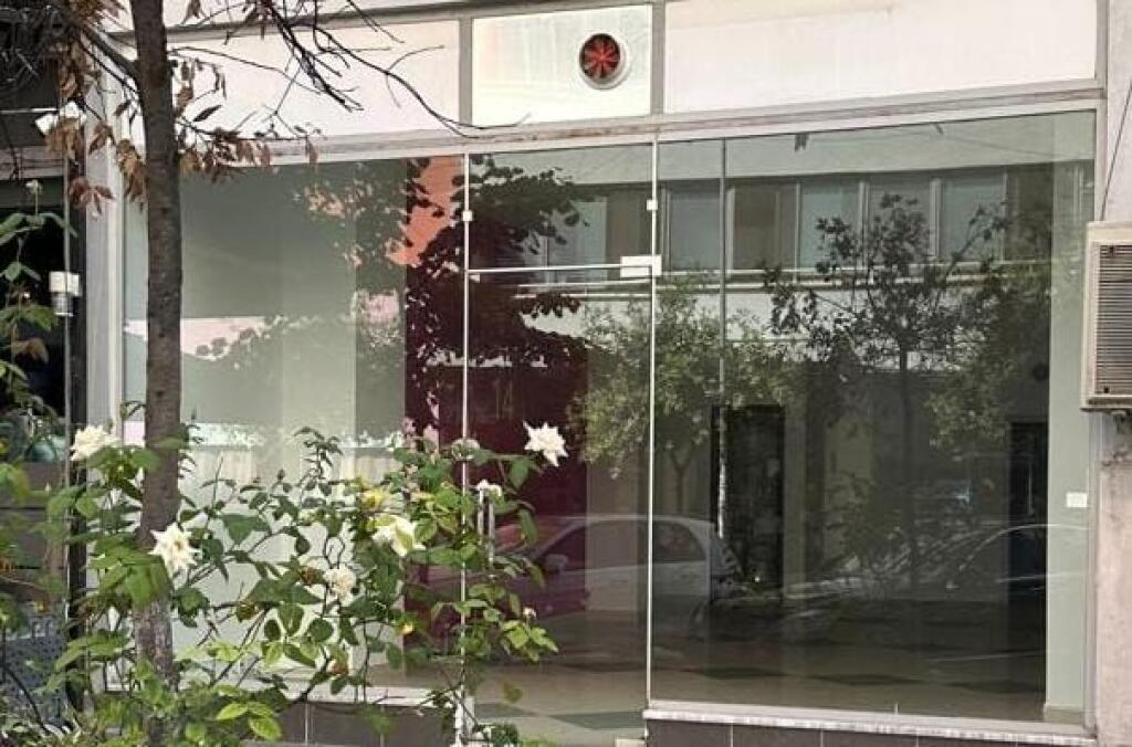 DYQAN ME QERA 82 M2 ASTIR 82.000 LEKE