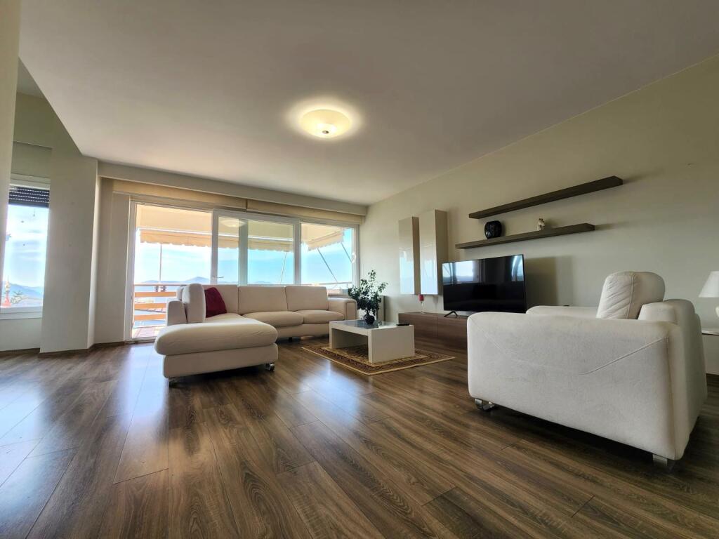 Affitto PREMIUM: 2+1+2wc +2 Posti Auto, presso Residenza Long Hill TEG - Arredamento Completo - Vita Confortevole in una Zona Esclusiva - 1.500 Euro/mese