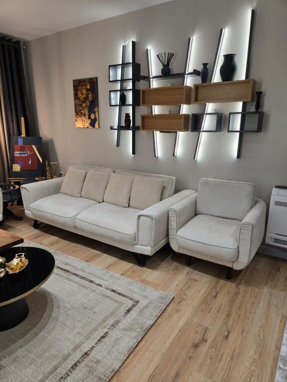 Apartament per qera 2+1+2 te Kodra e diellit