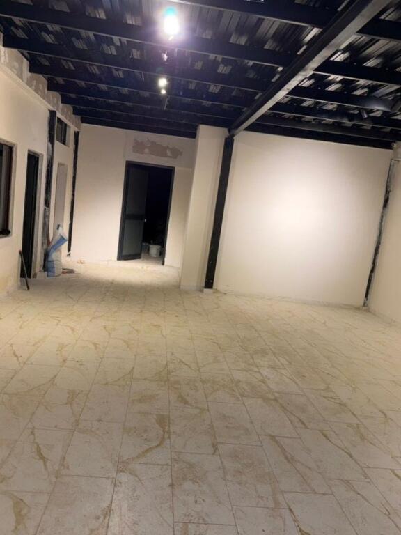 Kapanon Me Qera Ne Laknas (ID BM276) Tirane