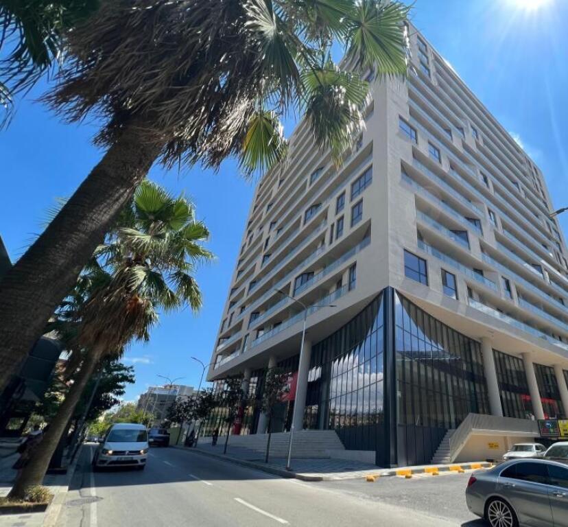 Jepen me qera 2 zyra në Rezidencën Mine Peza