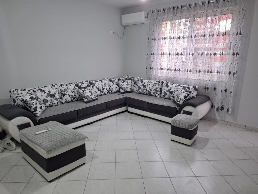 Appartamento 2+1 in affitto ad Astir!