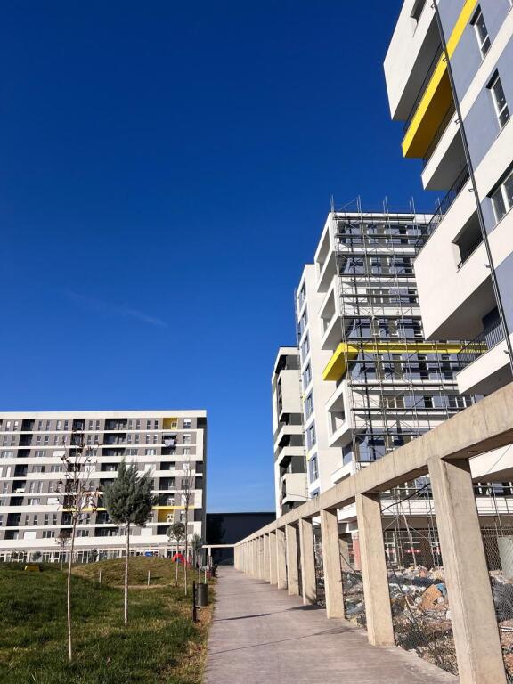 SHITET APARTAMENT 2+1+VERANDE, UNIVERS CITY